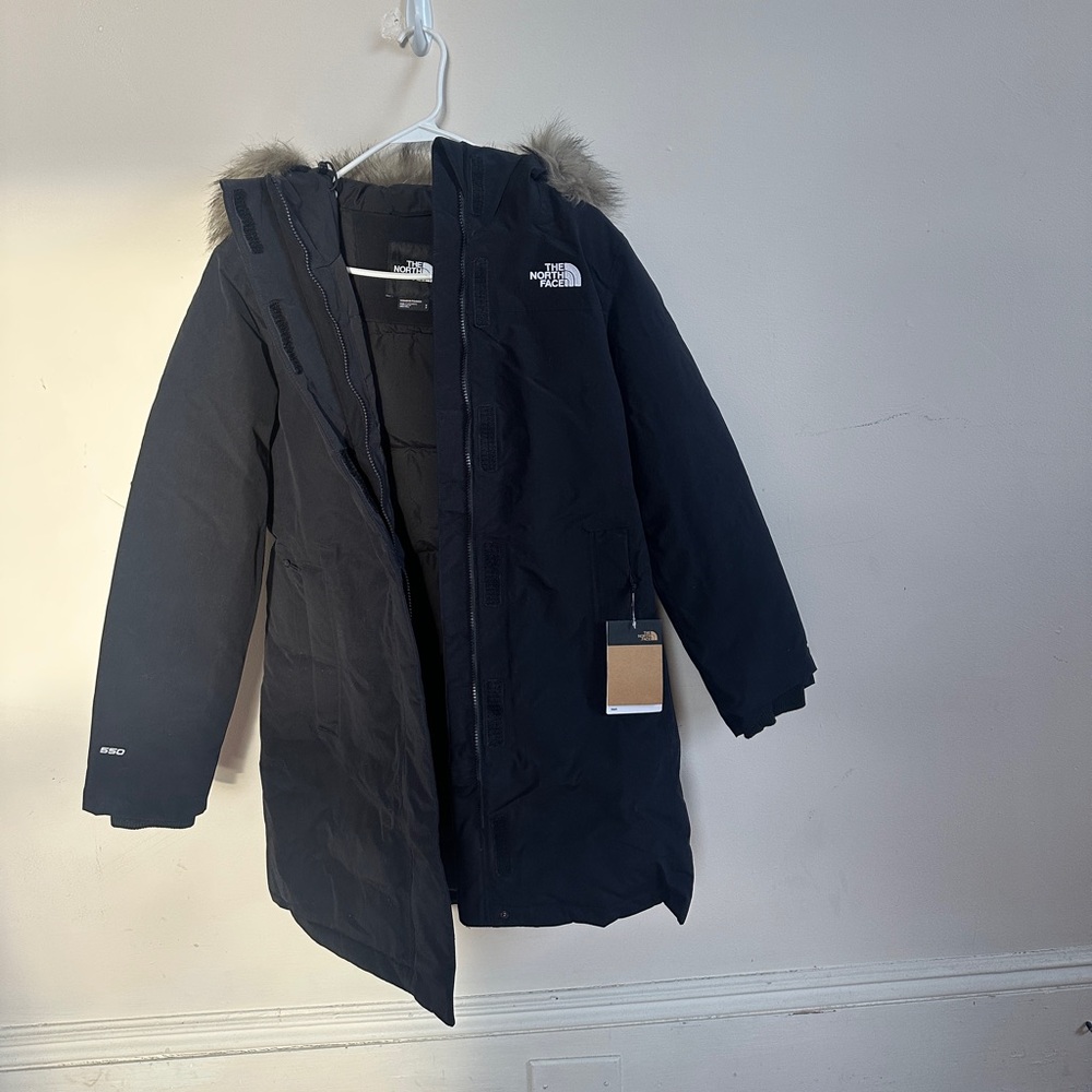 NWT North Face Women's Arctic Parka- Small-Black - Picture 4 of 9